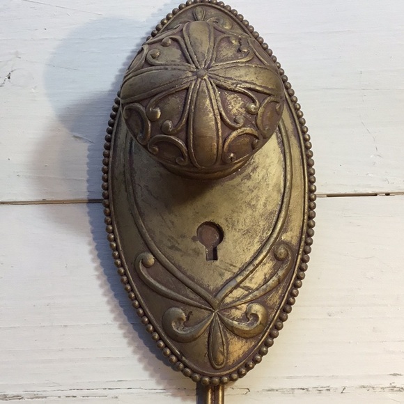 Vintage Style Doorknob Coat Hanger - Picture 5 of 15